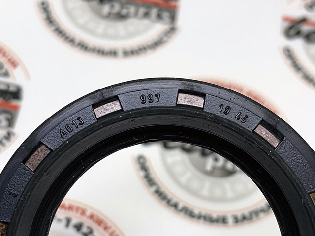 Сальник редуктора переднего моста 0139971946 MERCEDES