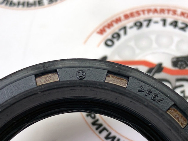 MERCEDES 0139971946 Сальник редуктора переднего моста в наличии Винница