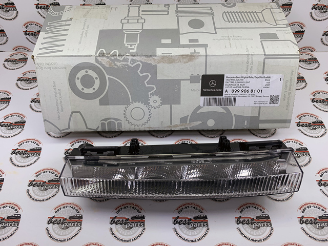 MERCEDES 0999068101 Фара дневного света левая в наличии Полтава