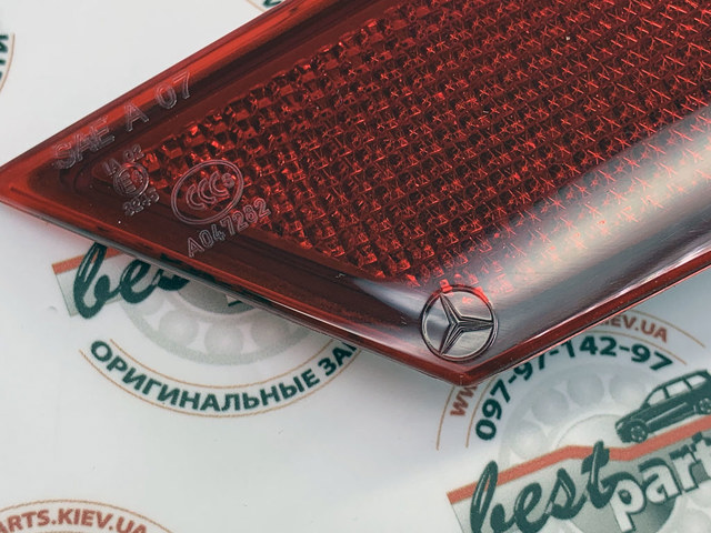 1648201574 MERCEDES Правый катафот заднего бампера купить в Одесса