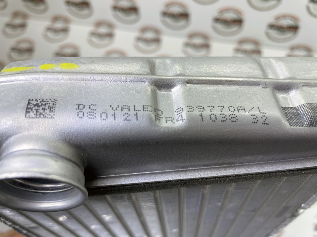 MERCEDES 1648300061 Радиатор печки в наличии Тернополь