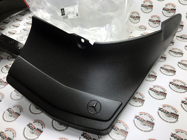 1668901100 MERCEDES Брызговики передние, комплект купить в Ирпень