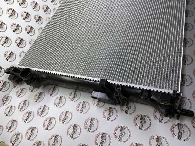 1675006301 MERCEDES купить в Ровно