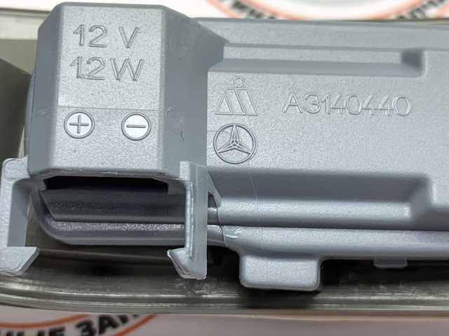 Указатель поворота зеркала, правый 1698200621 MERCEDES