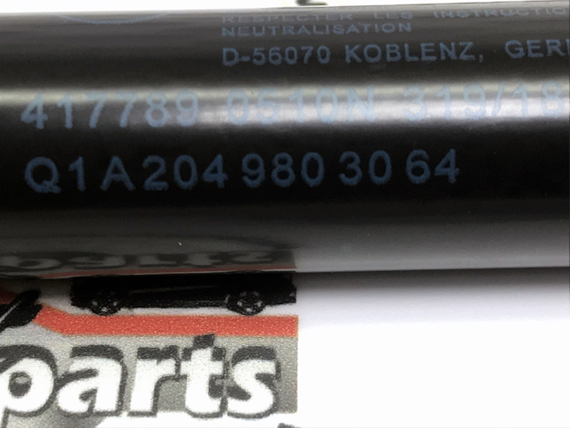 A2049803064 MERCEDES Амортизатор багажника купить в Черкассы