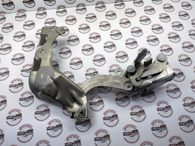 MERCEDES 2138800128 Петля капота левая в наличии Хмельницкий