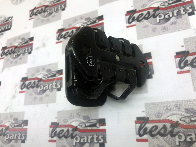 Замок крышки капота 2218800260 MERCEDES