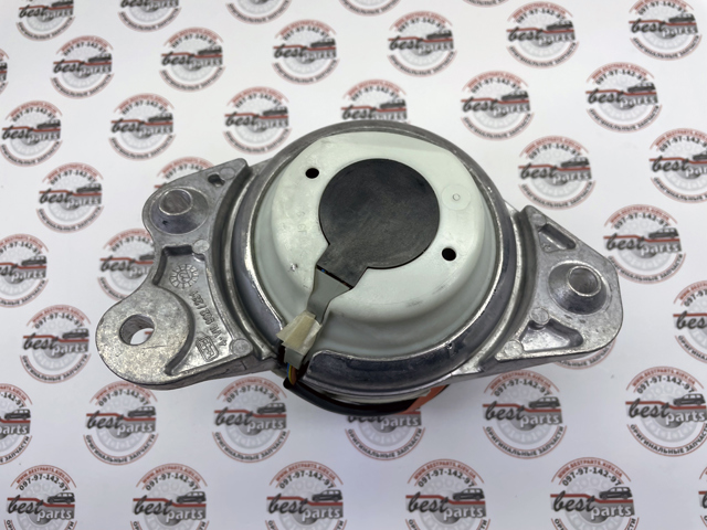 MERCEDES 2532400800 Правая подушка двигателя в наличии Полтава
