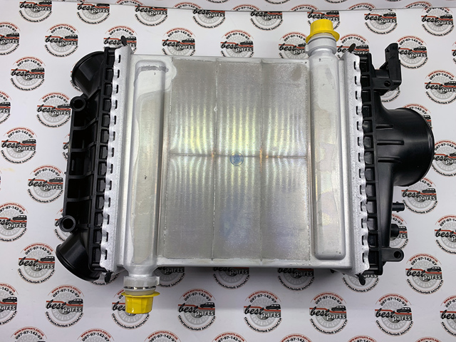 2760900214 MERCEDES Радиатор интеркуллера купить в Ровно