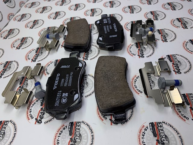 30671574 VOLVO Колодки тормозные задние дисковые купить в Ирпень