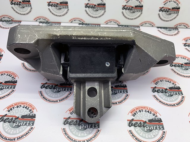 VOLVO 30723702 Правая подушка двигателя в наличии Хмельницкий
