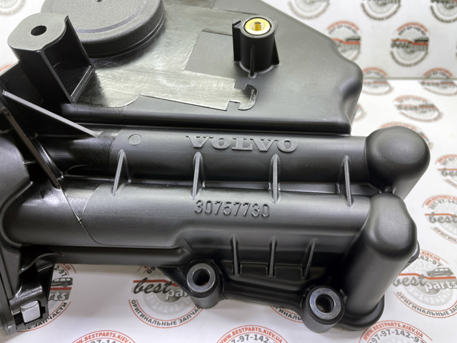 VOLVO 30757730 Корпус масляного фильтра в наличии Чернигов