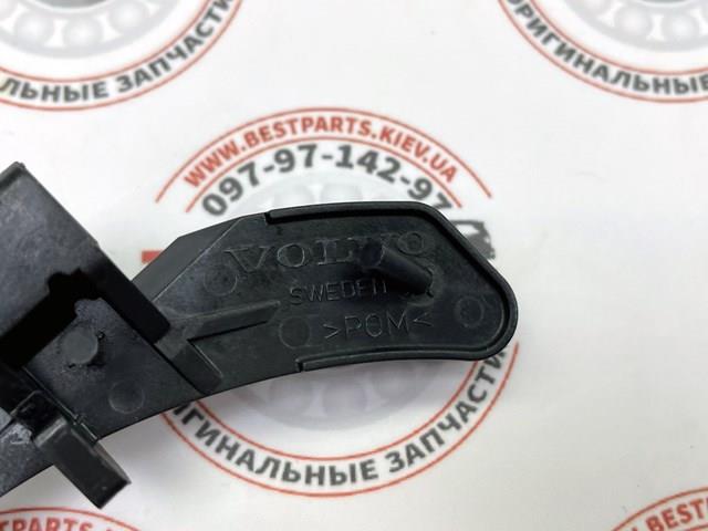 31265160 VOLVO Петля лючка топливного бака купить в Запорожье