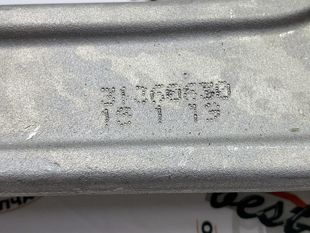 31360630 VOLVO Рычаг передней подвески верхний левый купить в Запорожье