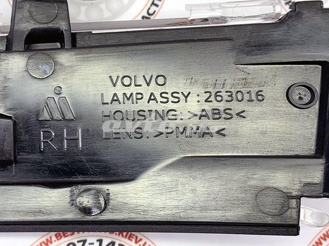 VOLVO 31371879 Указатель поворота зеркала правый в наличии Украина