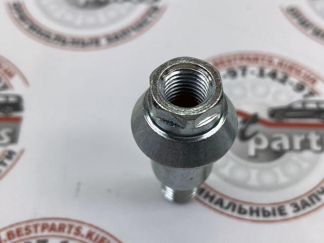 31457368 VOLVO Петля двери передней купить в Ирпень