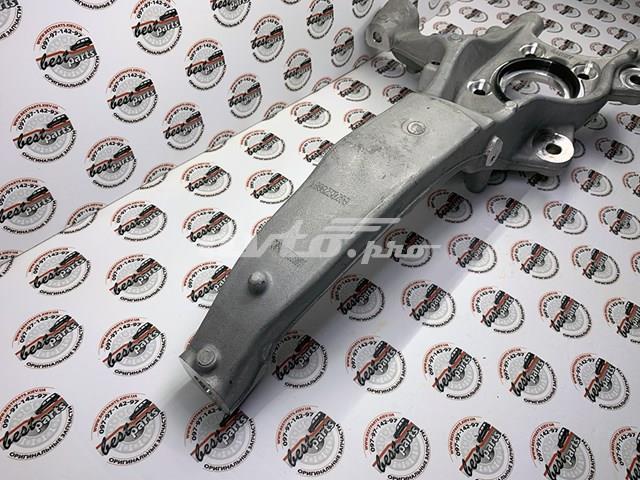 VOLVO 31476879 Цапфа (поворотный кулак) передний правый в наличии Львов