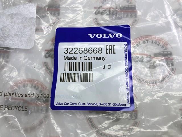 VOLVO 32268668 Рулевая тяга в наличии Днепр