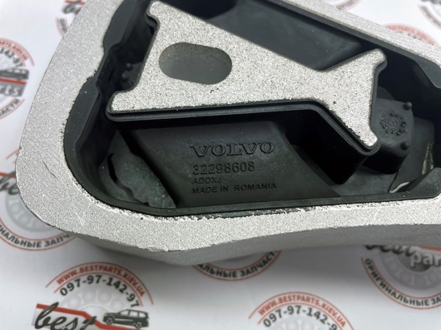 VOLVO 32298608 Подушка (опора) двигателя правая верхняя в наличии Кривой Рог