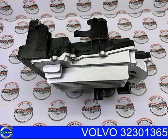 VOLVO 32301365 в наличии Полтава