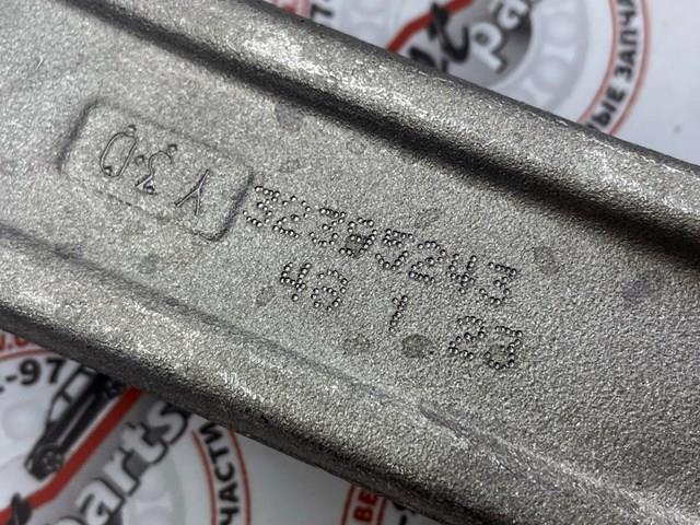 VOLVO 32395243 Рычаг передней подвески верхний правый в наличии Чернигов