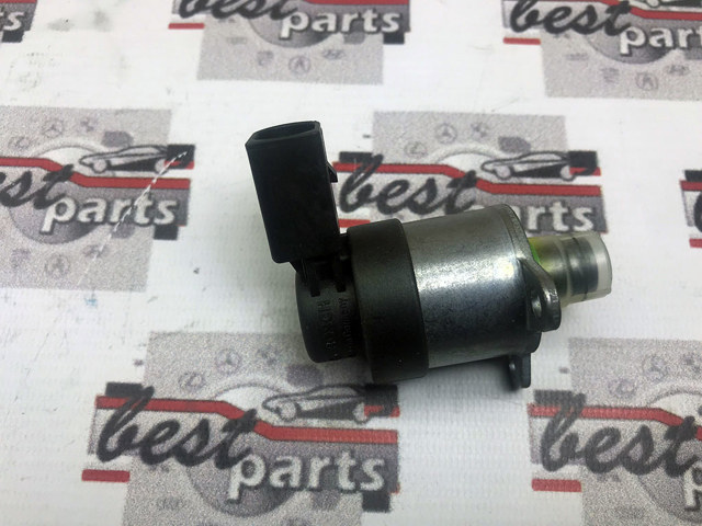 Клапан регулировки давления топлива 6420740184 MERCEDES