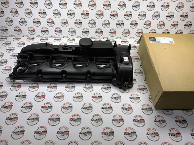 6510109018 MERCEDES Клапанная крышка купить в Хмельницкий