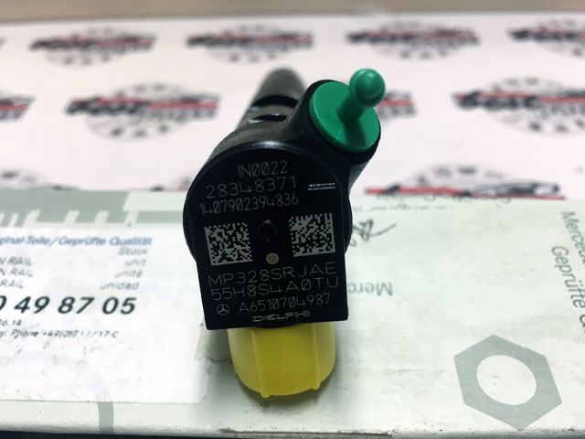 MERCEDES 651070498780 Форсунка впрыска топлива в наличии Черновцы