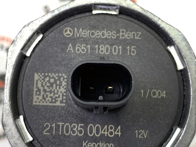 MERCEDES 6511800115 Клапан регулировки давления масла в наличии Чернигов