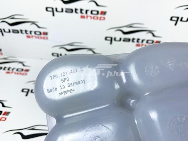 Водяной бачок системы охлаждения 7P0121407B VAG