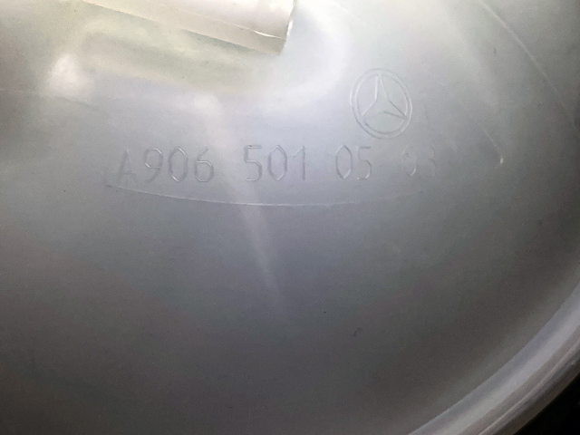 Водяной бачок системы охлаждения 9065010503 MERCEDES