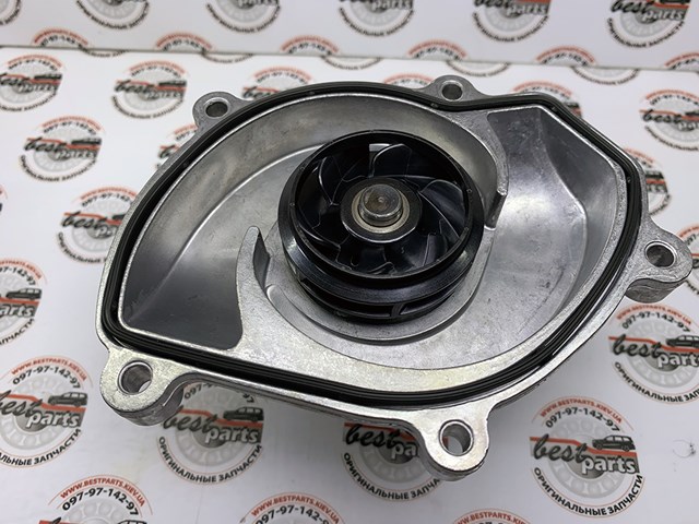 94610603300 PORSCHE Помпа водяная (насос) охлаждения купить в Житомир