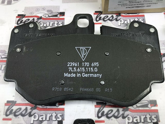 95535193952 PORSCHE Колодки тормозные передние дисковые купить в Хмельницкий