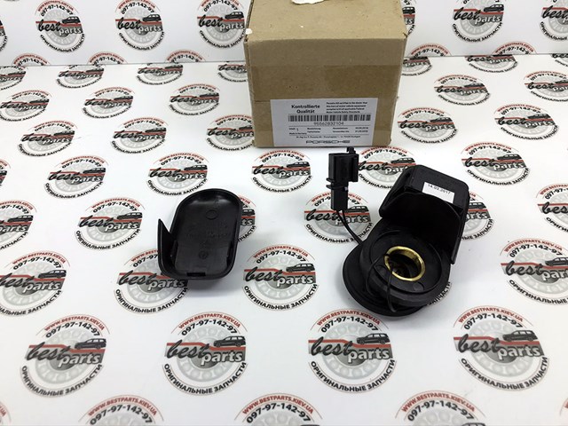 95562832104 PORSCHE купить в Ирпень