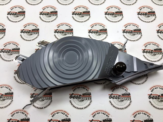 95563103401 PORSCHE Повторитель поворота на крыле правый купить в Чернигов