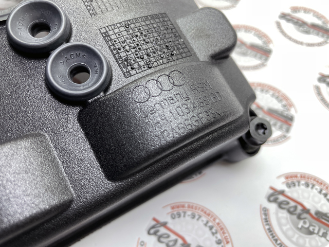 PORSCHE 95810513511 Крышка клапанная в наличии Кривой Рог