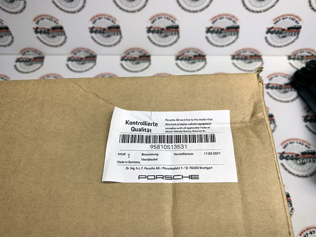 PORSCHE 95810513531 Крышка клапанная в наличии Николаев