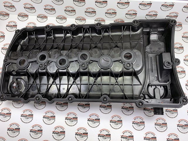 95810513531 PORSCHE Клапанная крышка купить в Одесса