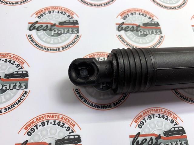 PORSCHE 958827851 Амортизатор багажника в наличии Харьков