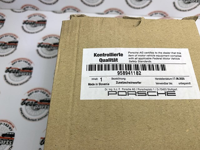 958941182 PORSCHE Поворотник правый купить в Ровно