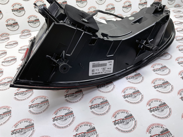 PORSCHE 95B945091AJ Фонарь задний левый внешний в наличии Полтава