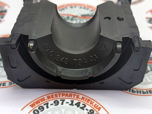 Втулки переднего стабилизатора 97034379403 PORSCHE