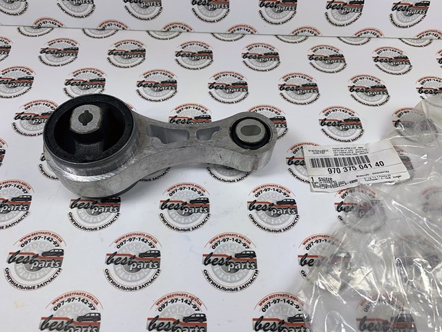 97037504140 PORSCHE Нижняя опора двигателя купить в Киев