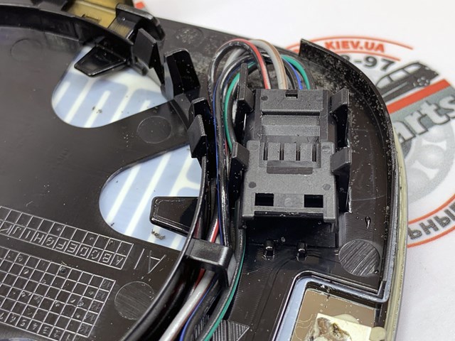 Зеркальный элемент левый 97073103508 PORSCHE