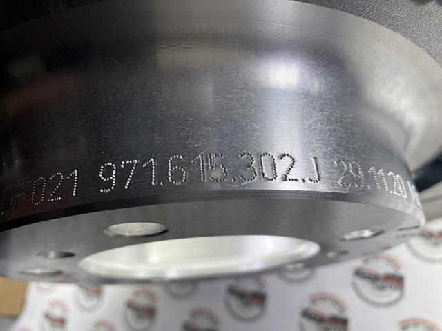 971615302J PORSCHE купить в Украина
