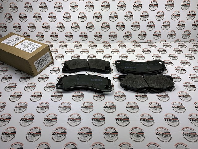 Передние тормозные колодки 99135194704 PORSCHE