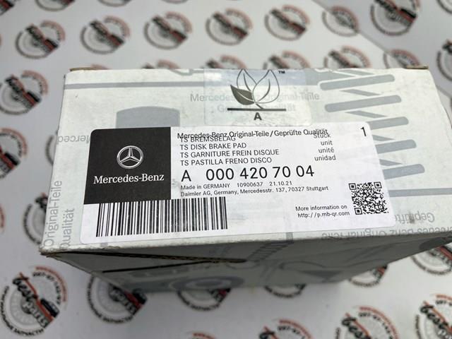 MERCEDES A0004207004 Колодки тормозные задние дисковые в наличии Ужгород