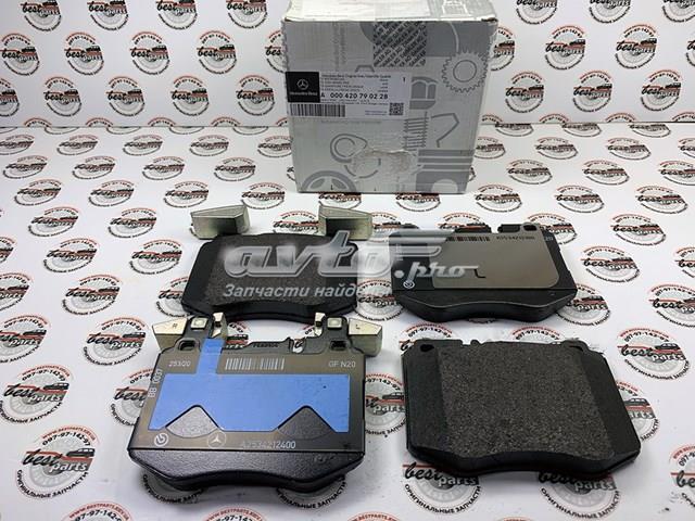 MERCEDES A000420790228 Передние тормозные колодки в наличии Павлоград