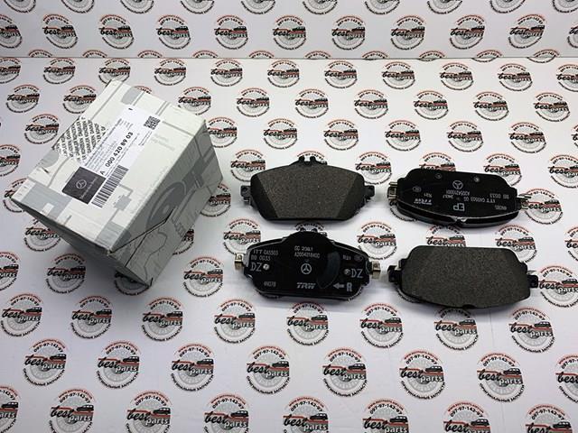 Колодки тормозные передние дисковые A0004208903 MERCEDES