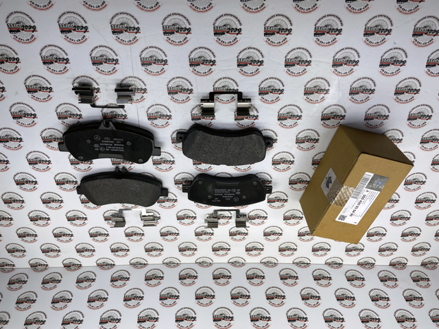 MERCEDES 000420930490 Колодки тормозные передние дисковые в наличии Николаев